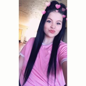 Meet your Posher, Taura